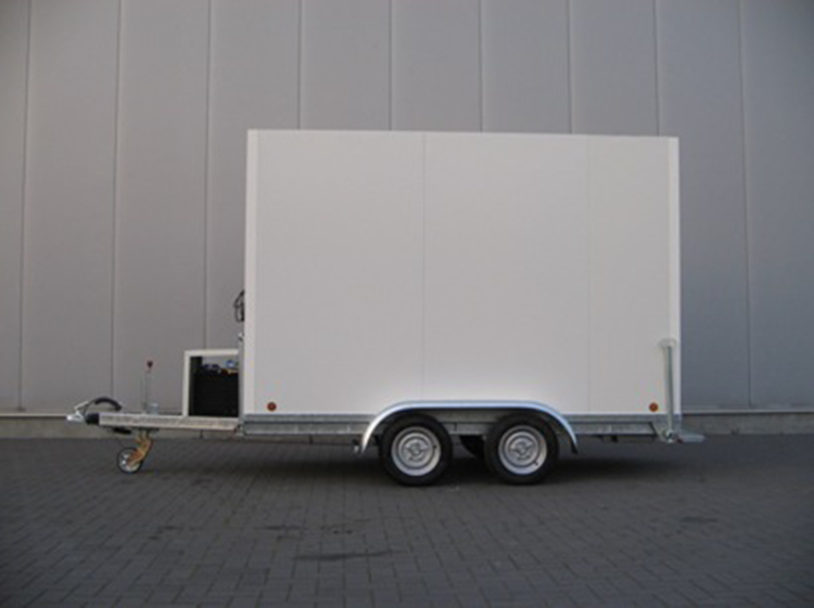 koelwagen/koelaanghangwagen model 2 ton zijaanzicht